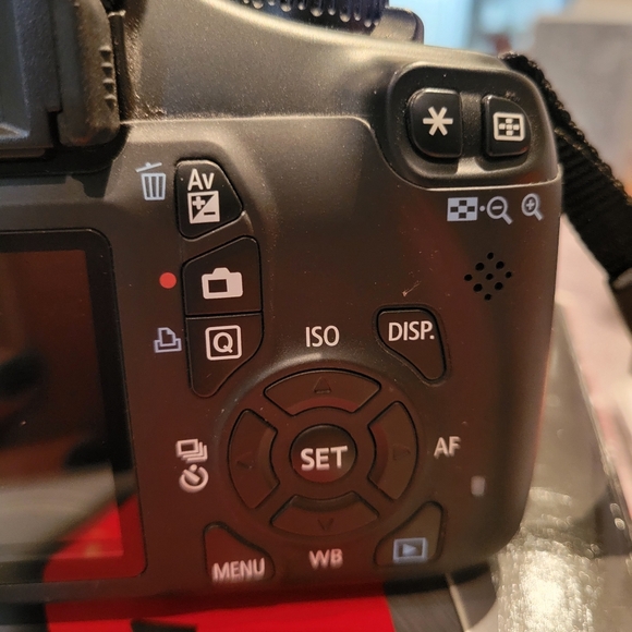 Rebel T3 EOS camera (plus extra lens) - Picture 14 of 16